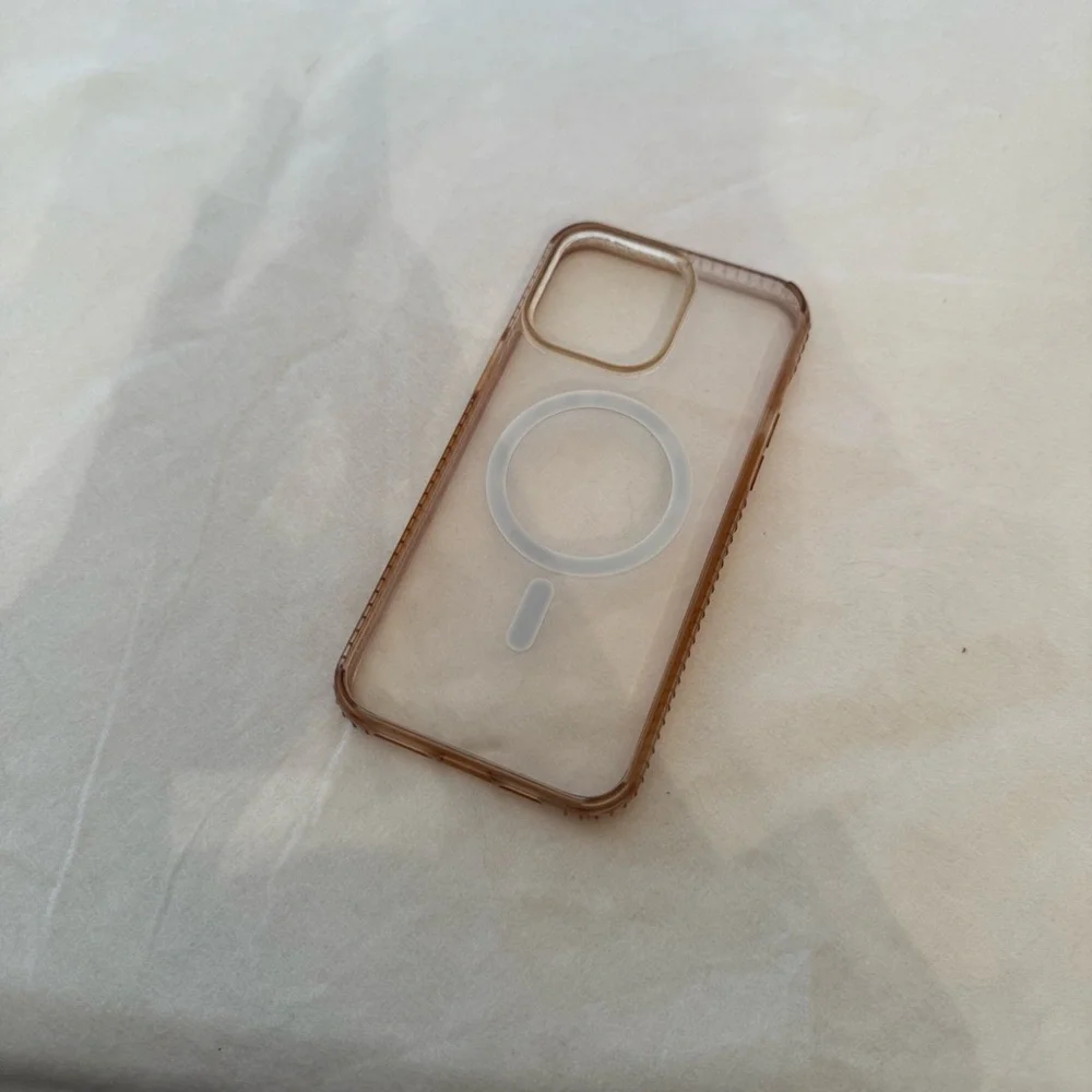 Insignia™ - Hard-Shell Case with MagSafe for iPhone 16 pro max